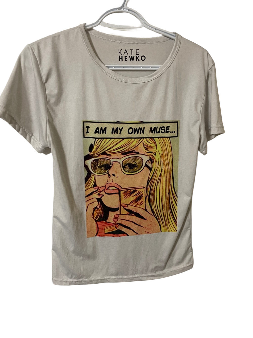 Kate Hewko White 'I Am My Own Muse' Graphic Tee Size Small